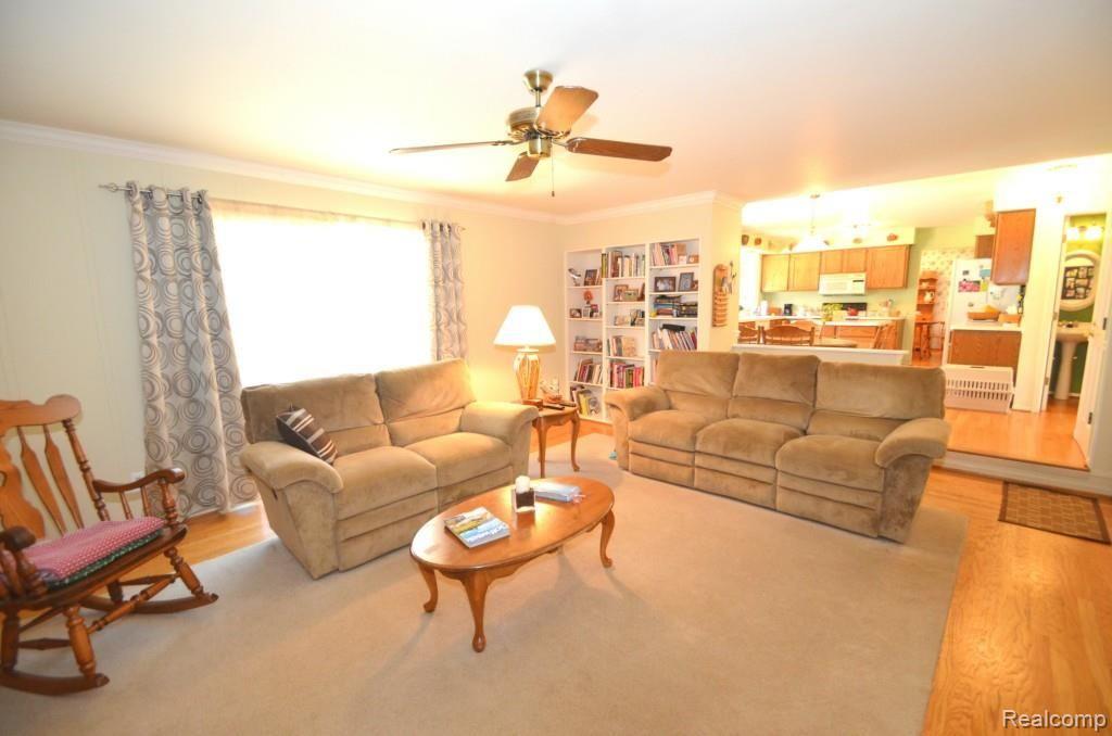 1172 Whispering Knoll Lane Rochester Hills, MI 48306 - Photo 10 of 39
