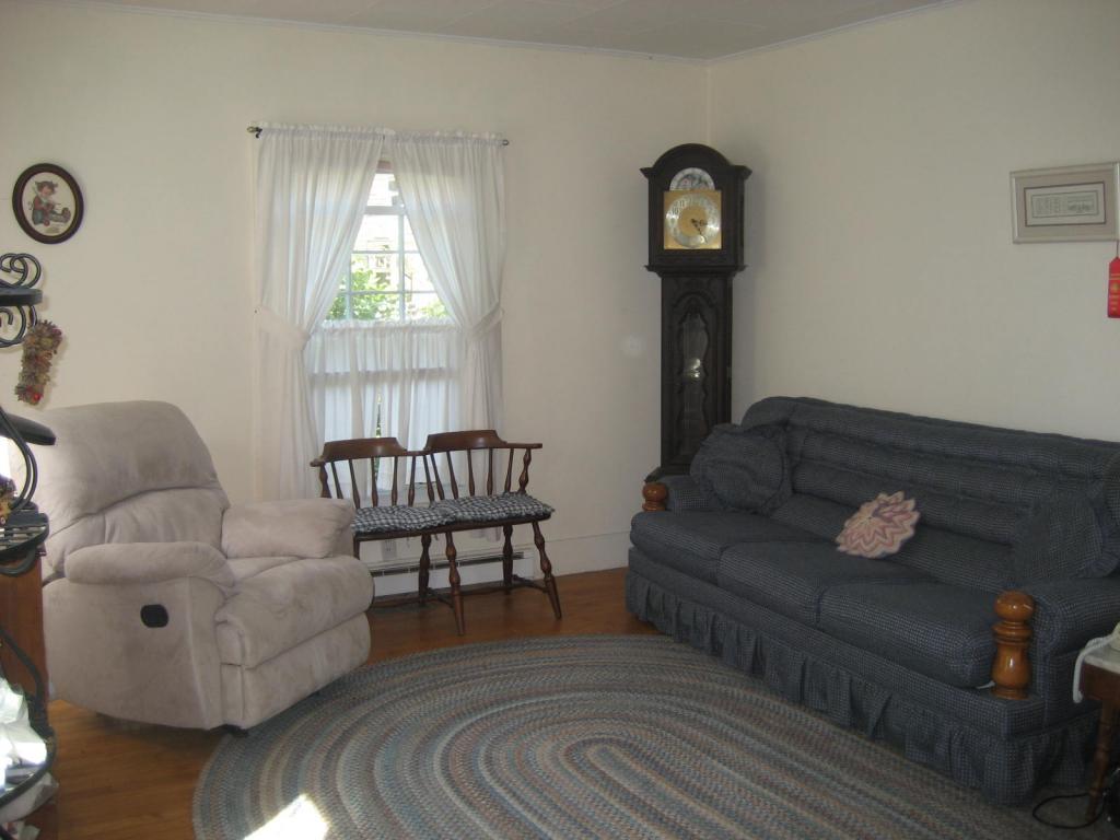 8 Rossiter Street Brandon, VT 05733 - Photo 4 of 19 Gallery Image 4