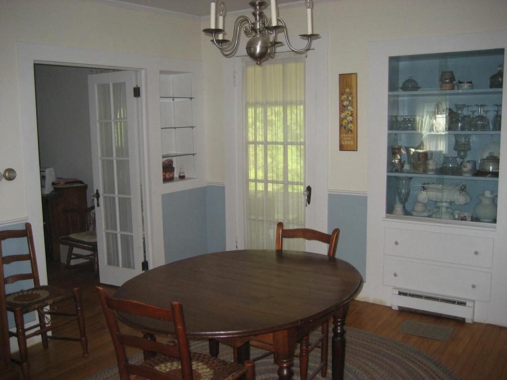 8 Rossiter Street Brandon, VT 05733 - Photo 7 of 19 Gallery Image 7