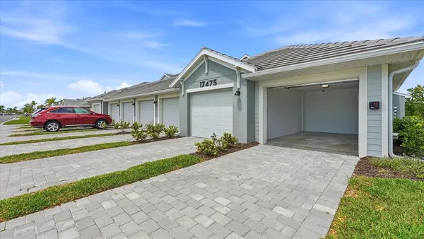 $409,000 | 17475 Opal Sand Drive, Unit 208, Venice, FL 34293