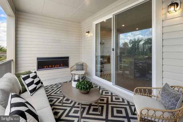 $679,900 | 2623 River Birch Road, Herndon, VA 20171