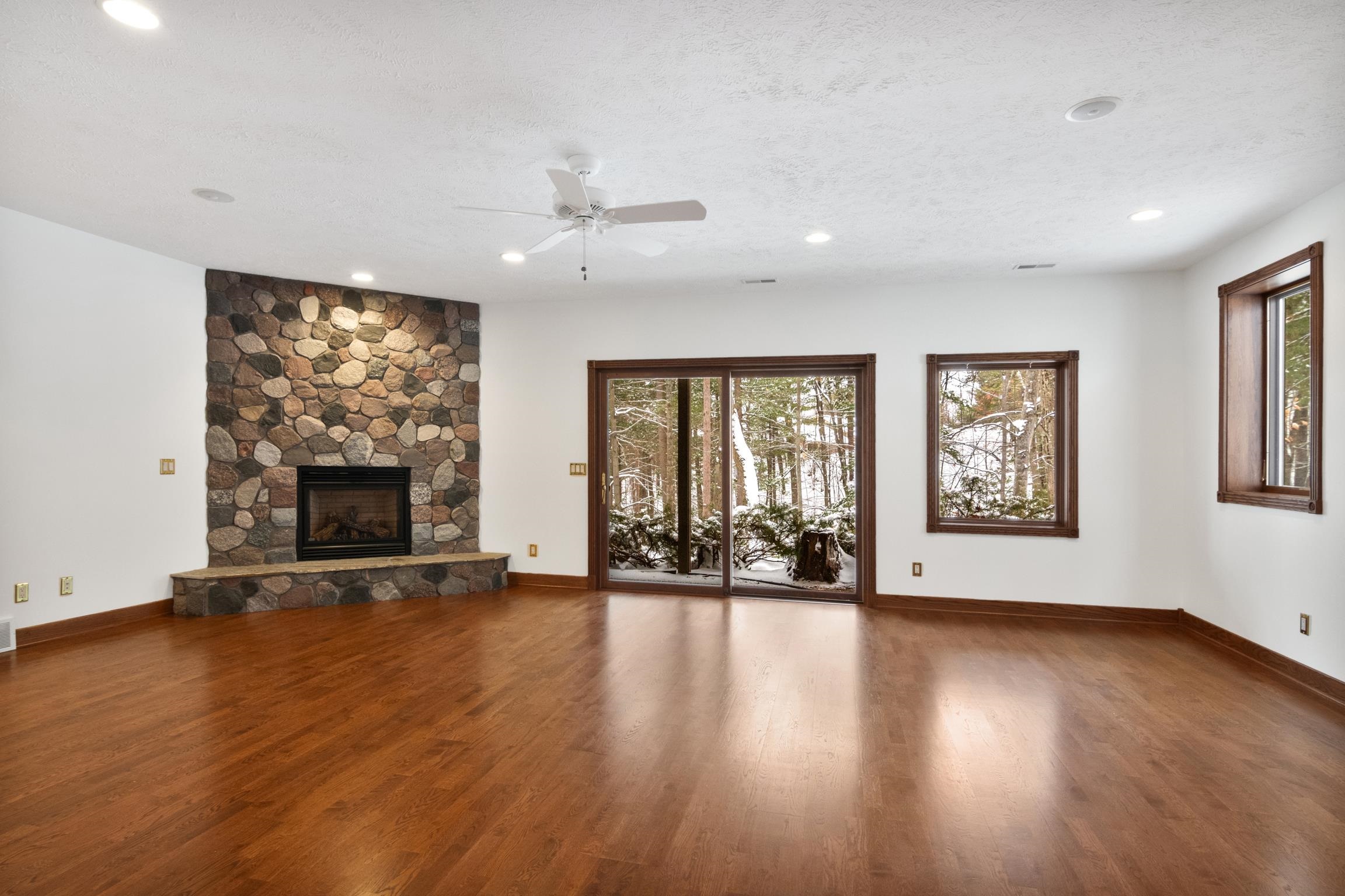 240 Red Fox Ridge Traverse City, MI 49686 - Photo 26 of 46 1930157-3dfb3a3f-d8e9-4bf0-bda2-a5f957ab0ed4.JPG