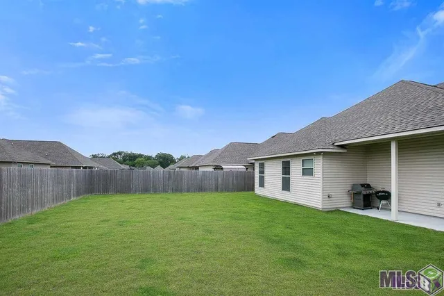 $2,200 | 18295 Crows Nest Drive, Prairieville, LA 70769