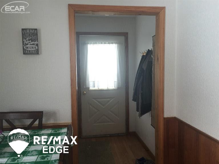 4154 North Belsay Road Flint, MI 48506 - Photo 16 of 17 21384327-15.JPG