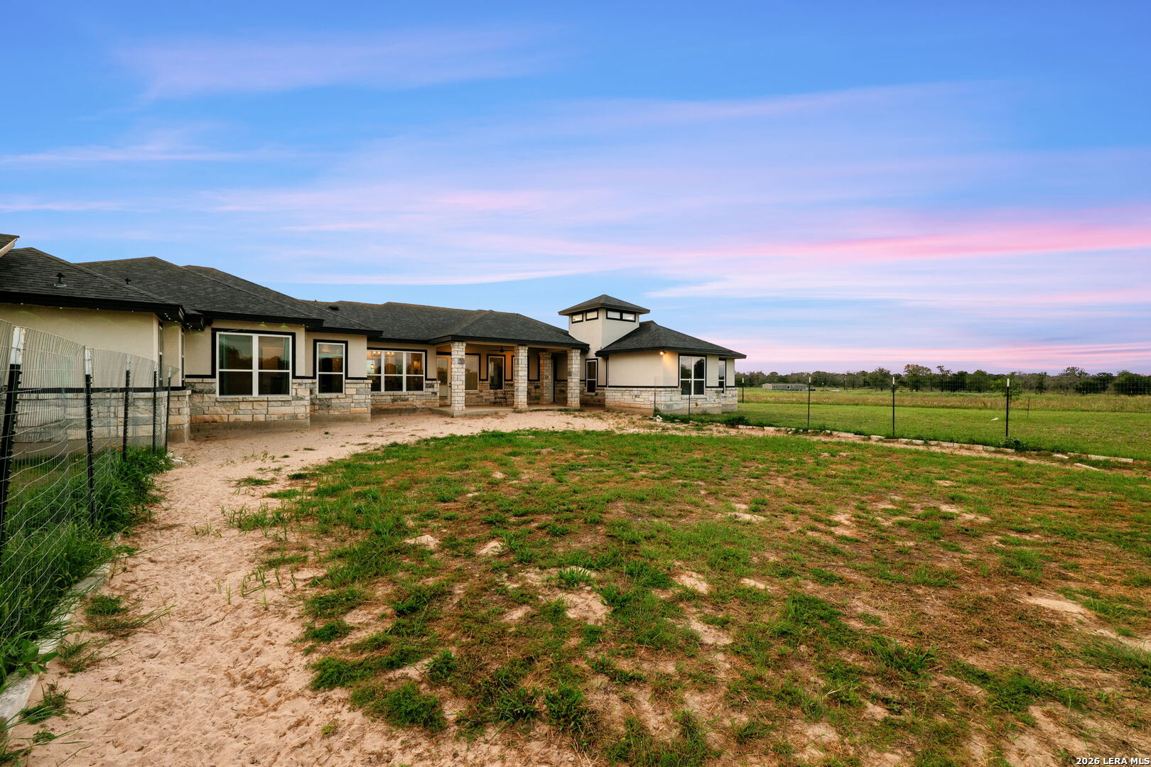 137 Ranchers Way Floresville, TX 78114 - Photo 37 of 46