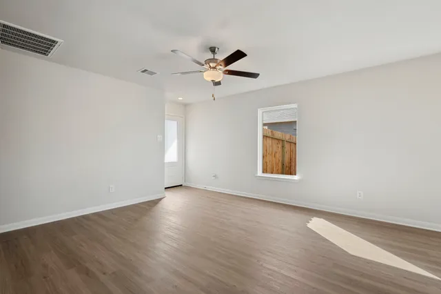 $1,925 | 361 Tejas Trail, Waller, TX 77484