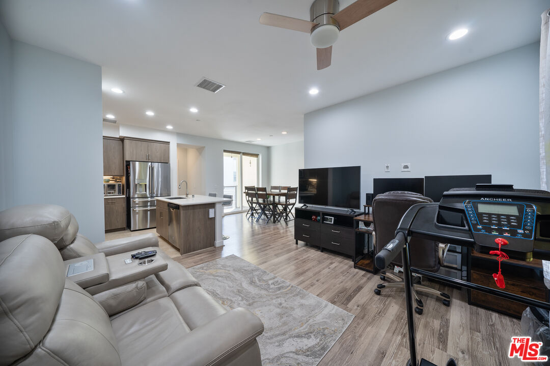 317 Mission Road Montebello, CA 90640 - Photo 8 of 24 Gallery Image 8