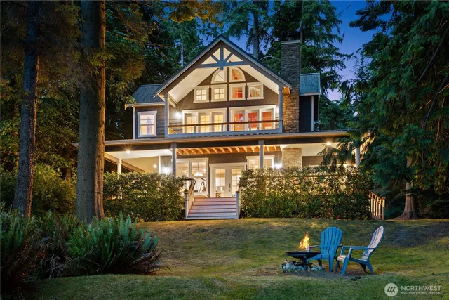 $1,898,000 | 3384 South Smugglers Cove Road, Greenbank, WA 98253