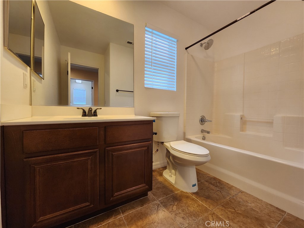 4135 Garvey Way Riverside, CA 92501 - Photo 10 of 17