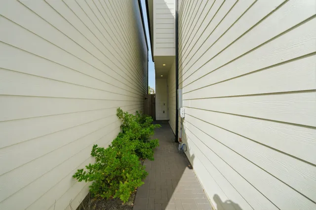 $2,200 | 2312 Silva Park Lane, Houston, TX 77091