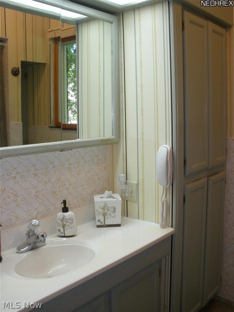 5188 Stoney Ridge Road North Ridgeville, OH 44039 - Photo 11 of 25