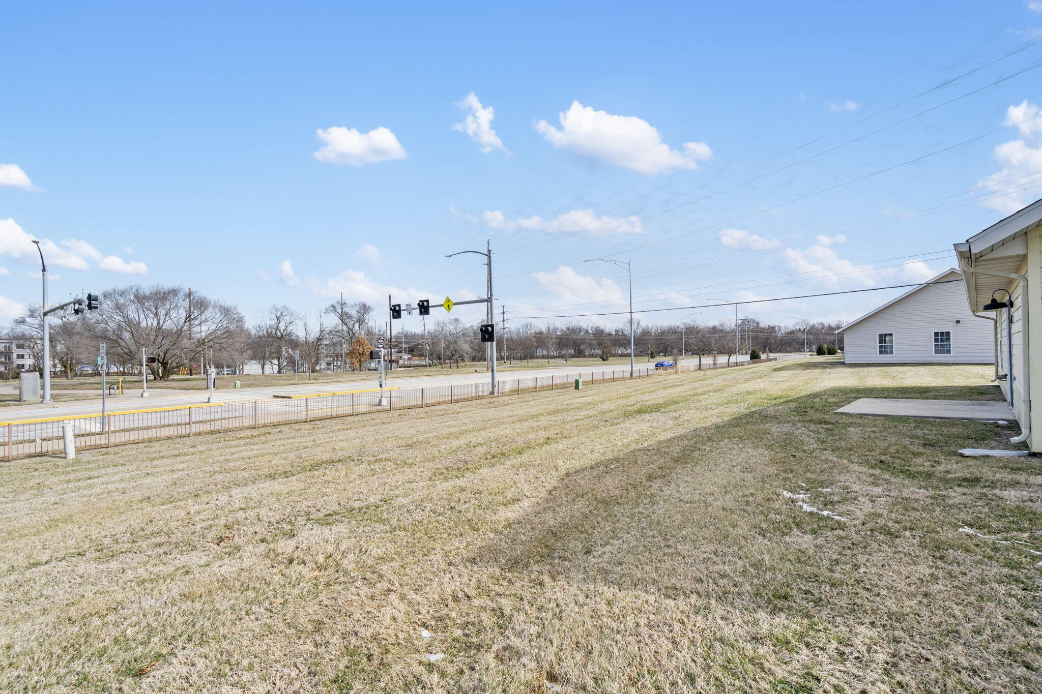 640 East Sunset Street Springfield, MO 65807 - Photo 21 of 25 21-web-or-mls-DSC07230