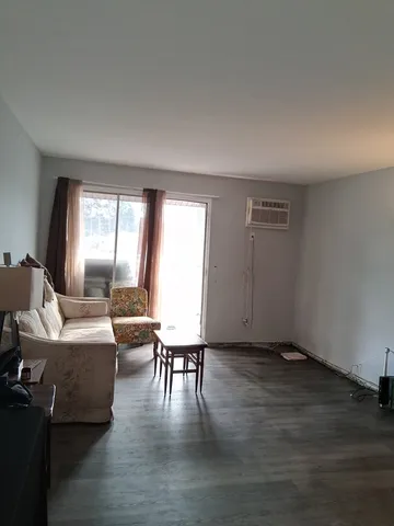 $1,650 | 850 East Old Willow Road, Unit 218, Prospect Heights, IL 60070