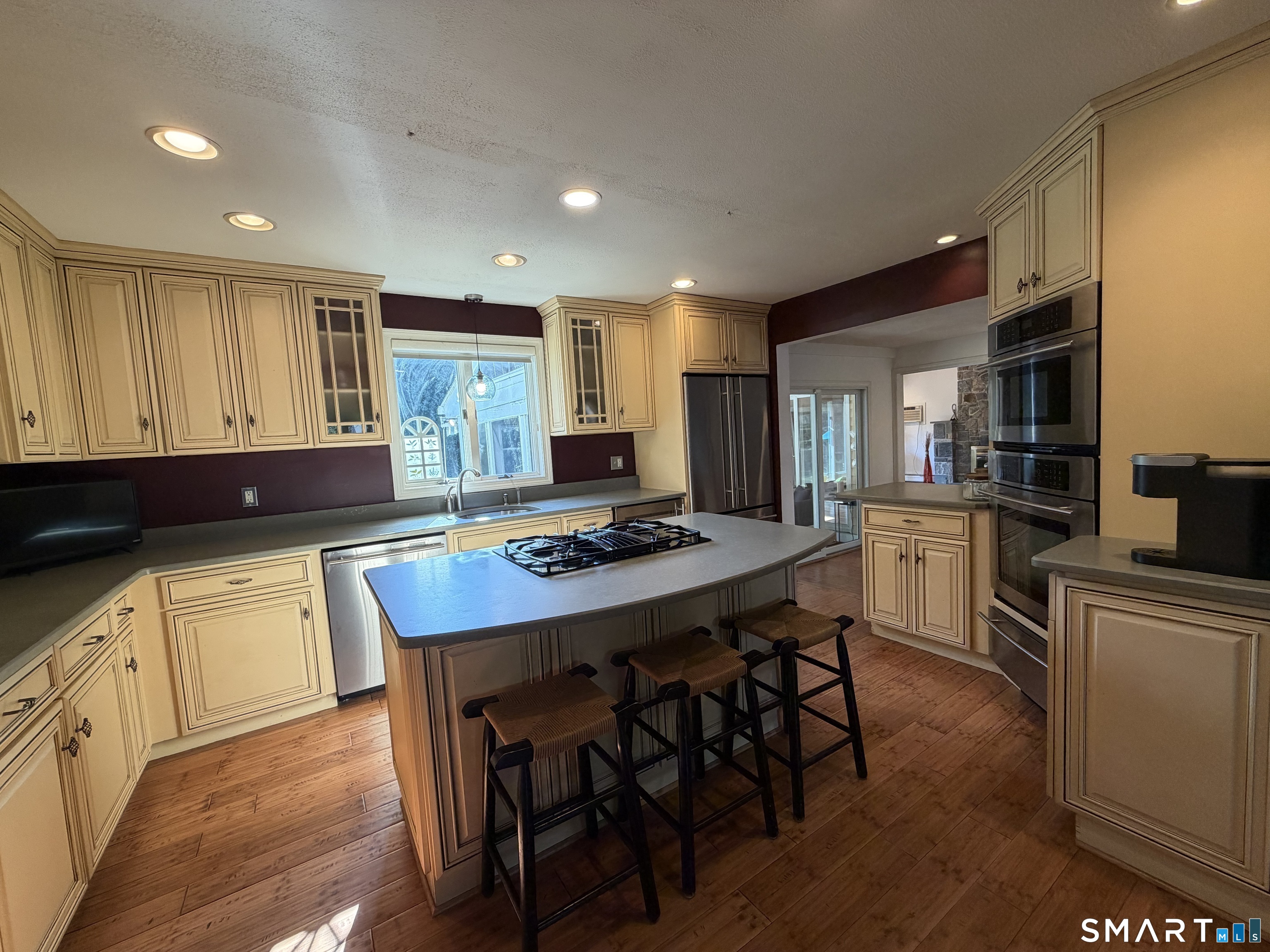39 Sorghum Road Shelton, CT 06484 - Photo 4 of 20 Gallery Image 4