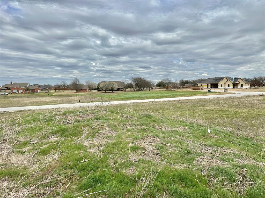 3634 Rd Lindsay Tx 76250 Road Gainesville, TX 76240 - Photo 7 of 15 a view of an ocean and beach