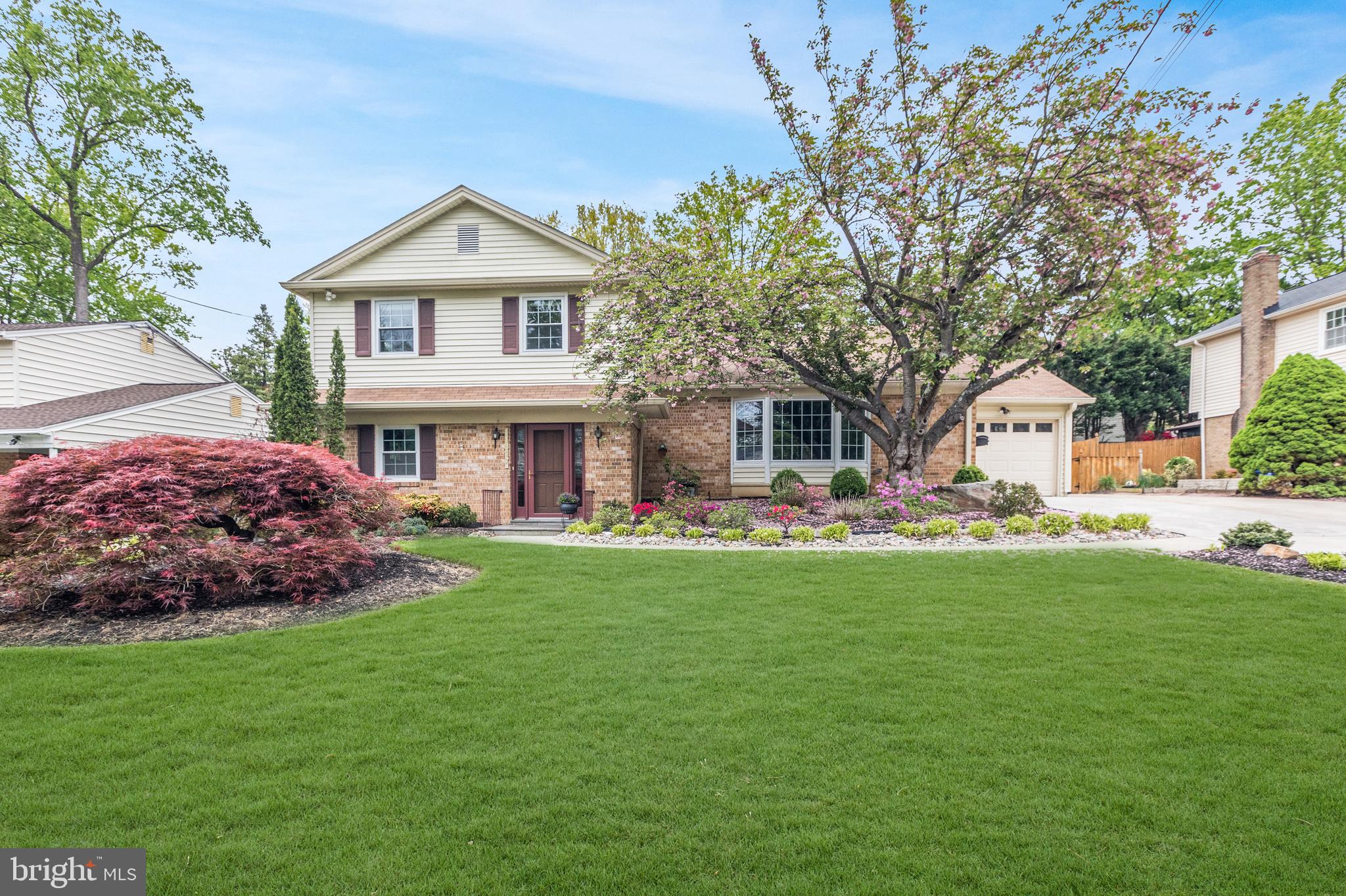 11817 Prestwick Road Potomac, MD 20854 - Photo 1 of 58 Gallery Image 1