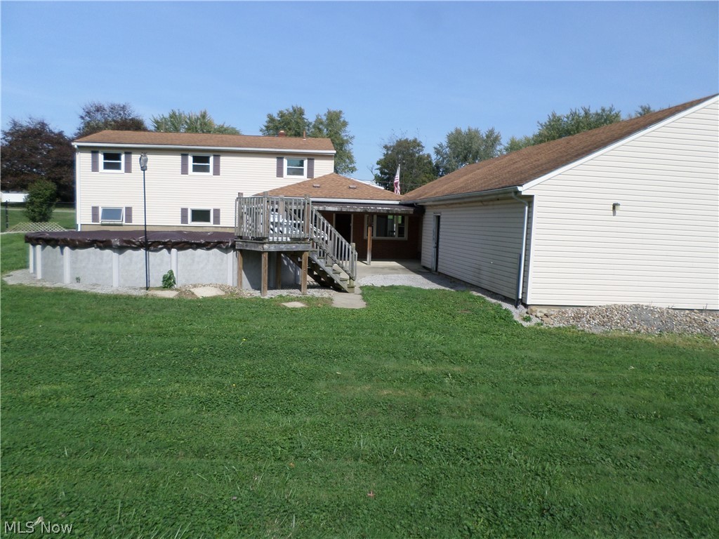 6390 Ridgewood Street Southwest Canton, OH 44706 - Photo 7 of 21 Pool & Garages