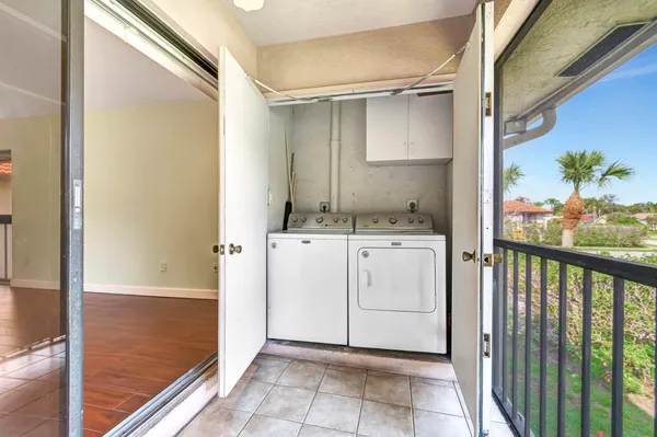 $2,600 | 351 Club Circle, Unit 207, Boca Raton, FL 33487