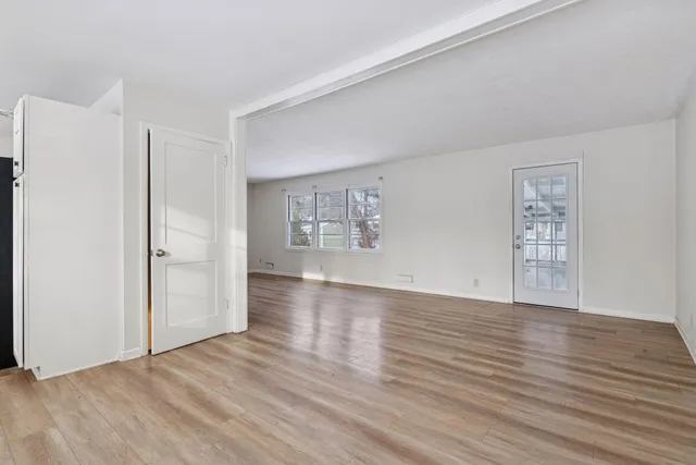 $374,900 | 9858 93rd Place North, Maple Grove, MN 55369