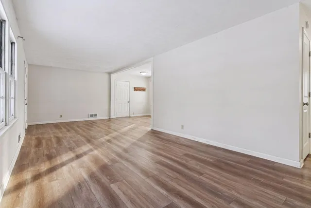 $374,900 | 9858 93rd Place North, Maple Grove, MN 55369