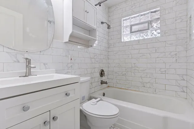 $374,900 | 9858 93rd Place North, Maple Grove, MN 55369