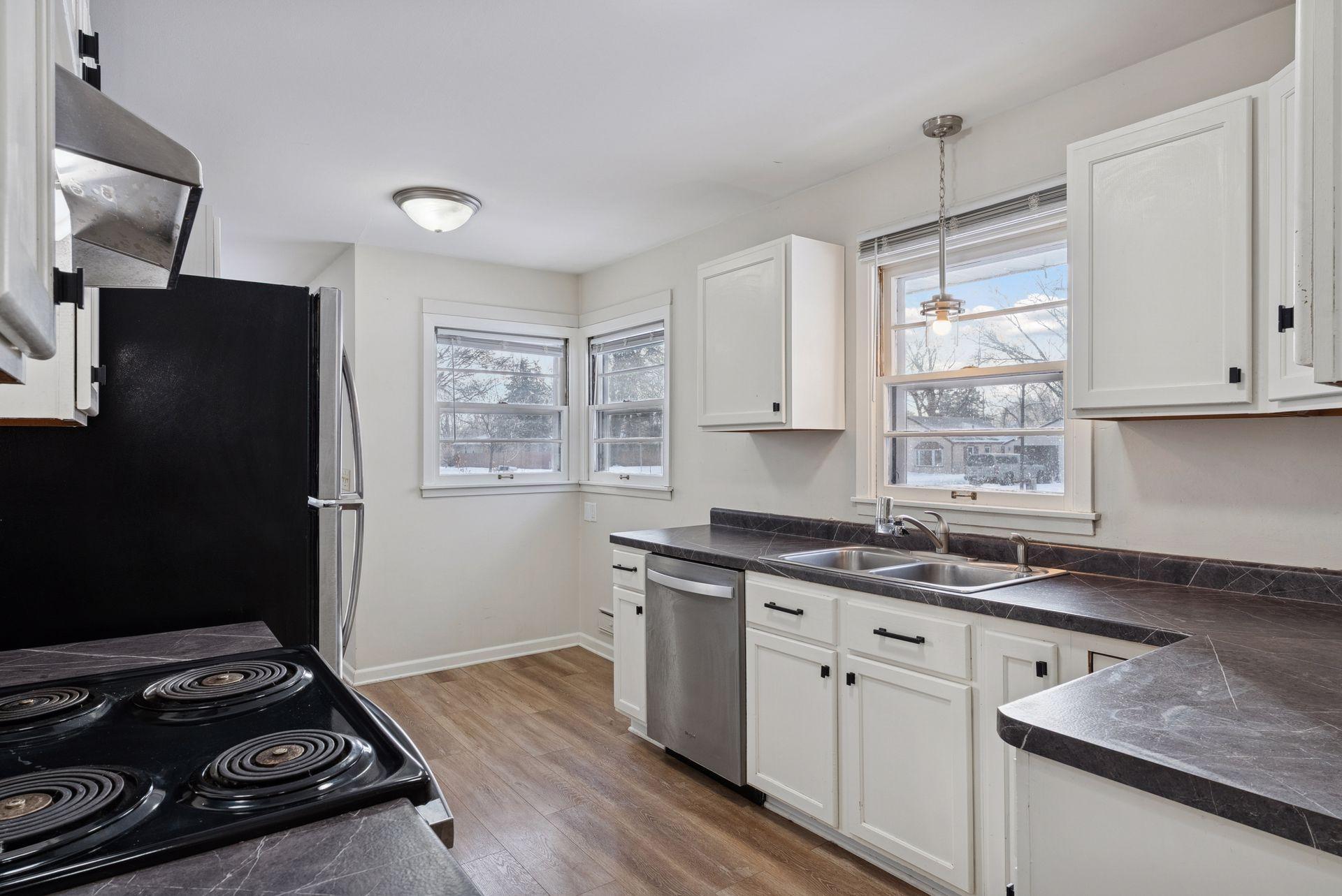 9858 93rd Place North Maple Grove, MN 55369 - Photo 3 of 33