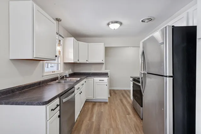 $374,900 | 9858 93rd Place North, Maple Grove, MN 55369