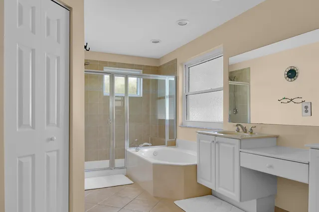 $785,000 | 9022 Dupont Place, Wellington, FL 33414