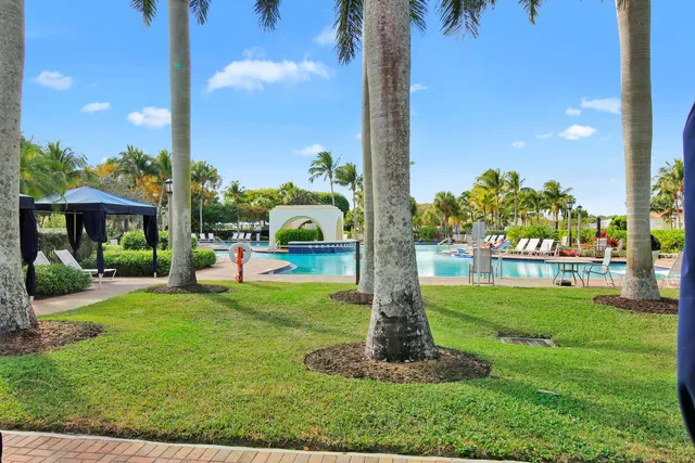 $785,000 | 9022 Dupont Place, Wellington, FL 33414