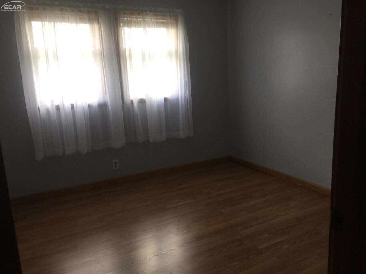 8616 State Road Millington, MI 48746 - Photo 16 of 23 21186086-15.JPG