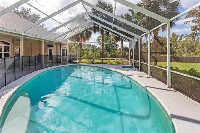 $940,000 | 5424 Northwest 72 Street, Gainesville, FL 32653