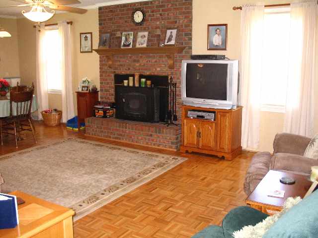 607 Sheriff Mill Road Easley, SC 29642 - Photo 2 of 9