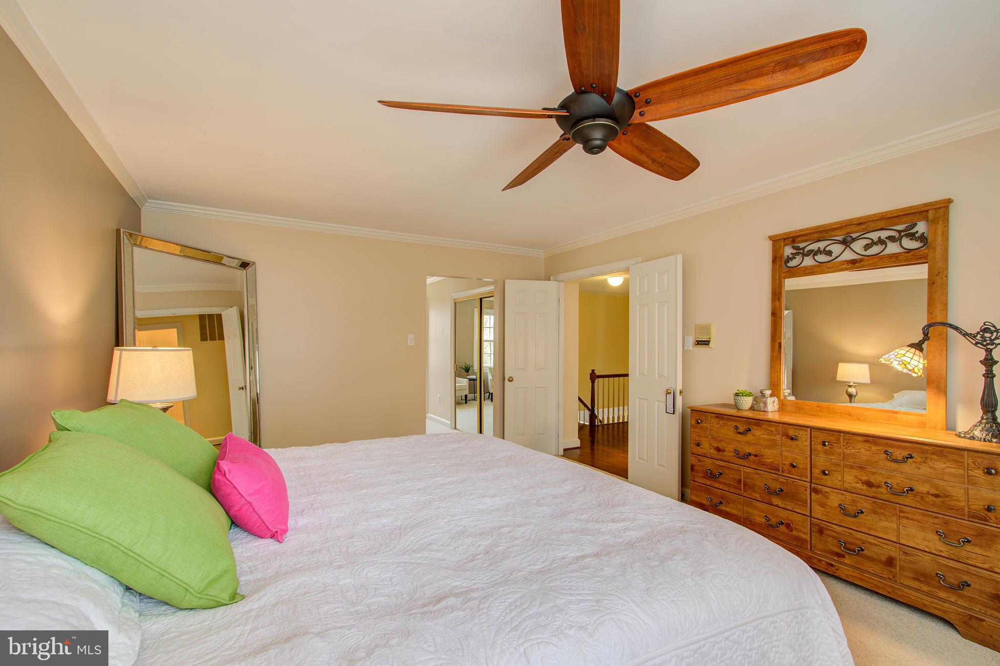 7008 Greentree Road Bethesda, MD 20817 - Photo 17 of 39 Owner's Suite