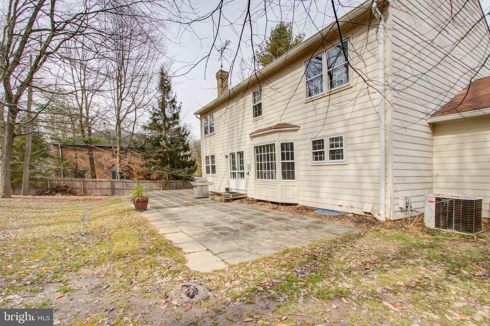 7008 Greentree Road Bethesda, MD 20817 - Photo 38 of 39 Back View