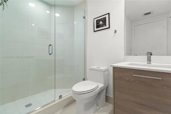 $6,300 | 1300 South Miami Avenue, Unit 2001, Miami, FL 33130