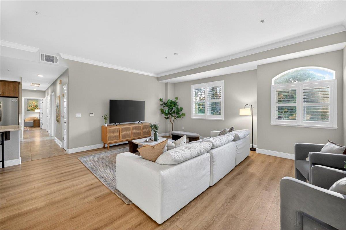 538 South Mathilda Avenue, Unit 301 Sunnyvale, CA 94086 - Photo 5 of 54