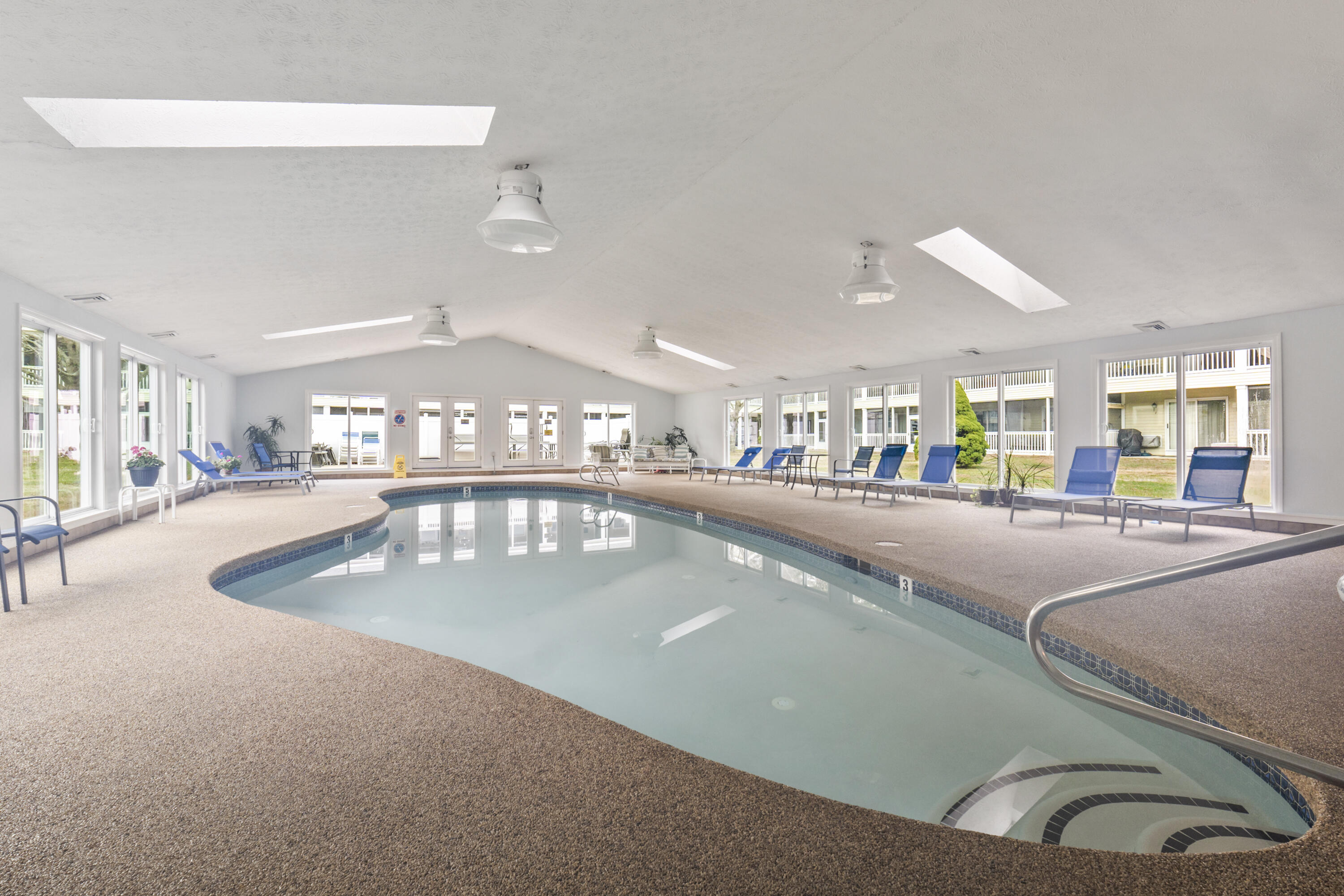 1762 Post Road, Unit 138 Wells, ME 04090 - Photo 17 of 27 1762 Post Rd Unit 206_140