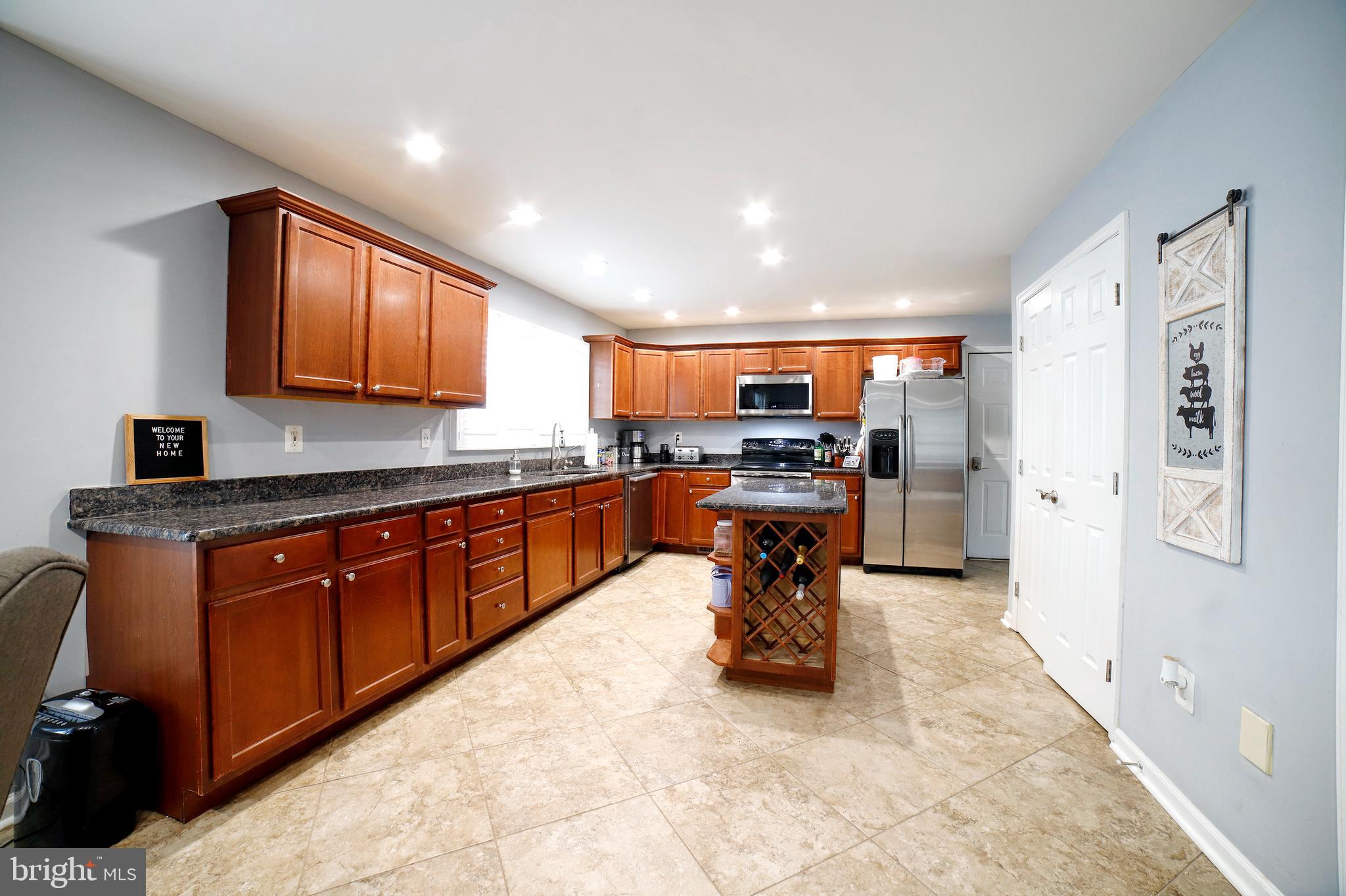 833 Selby Boulevard Edgewater, MD 21037 - Photo 22 of 67