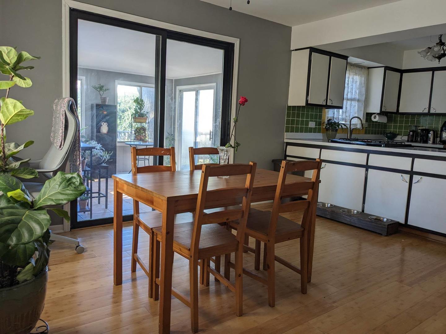 10828 Rutherford Avenue Worth, IL 60482 - Photo 9 of 25 a dining room with furniture and wooden floor