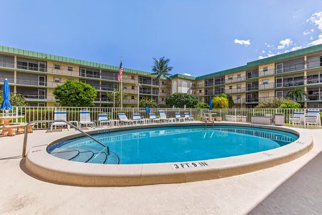 $1,750 | 804 Southeast 7th Street, Unit 405, Deerfield Beach, FL 33441