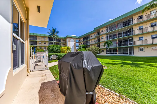 $1,750 | 804 Southeast 7th Street, Unit 405, Deerfield Beach, FL 33441