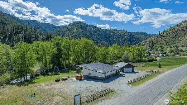 $879,000 | 177 Mad River Road, Entiat, WA 98822