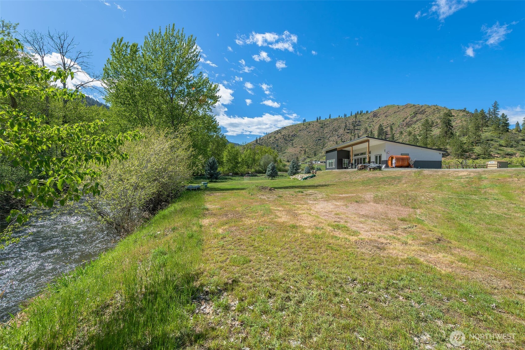 177 Mad River Road Entiat, WA 98822 - Photo 2 of 40