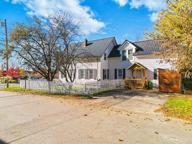 $295,000 | 121 Cony Street, Augusta, ME 04330