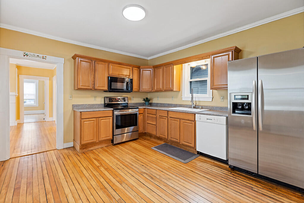 121 Cony Street Augusta, ME 04330 - Photo 16 of 63 16