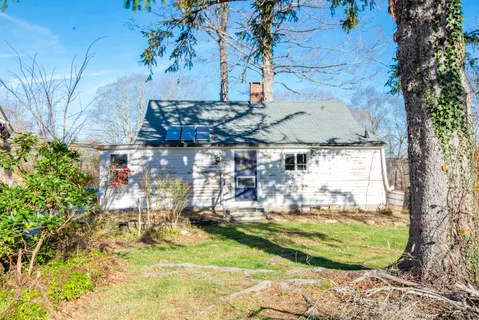 $299,000 | 80 Orchard Road, East Haddam, CT 06423