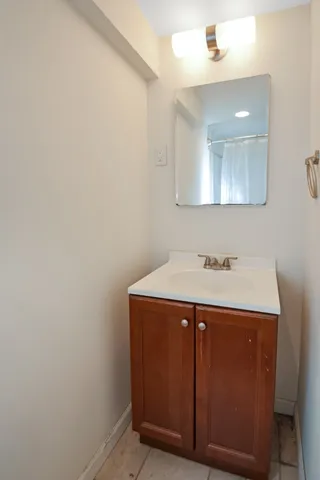 $184,900 | 410 North Mclean Street, Bloomington, IL 61701