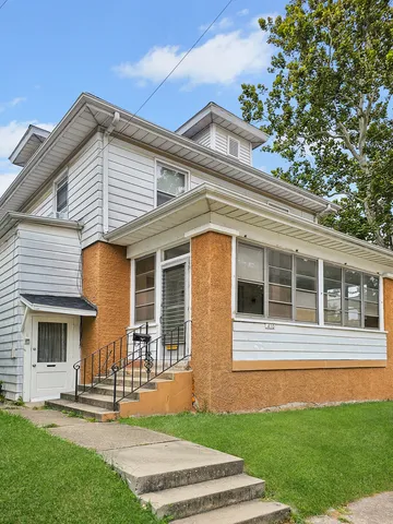 $184,900 | 410 North Mclean Street, Bloomington, IL 61701