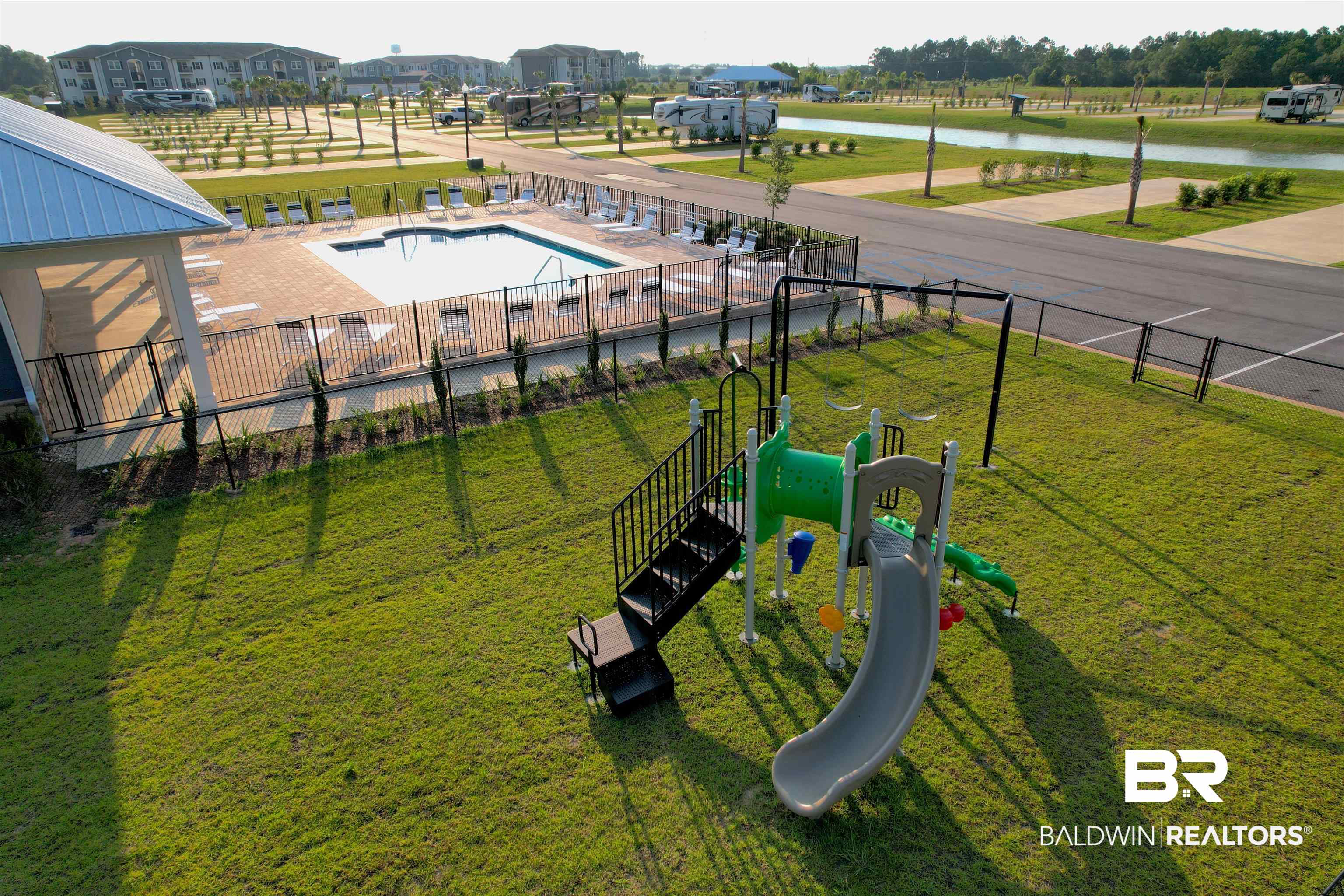 711 Vacation Circle Foley, AL 36535 - Photo 17 of 23