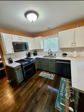 $3,400 | 5469 Barnwood Drive, Gurnee, IL 60031